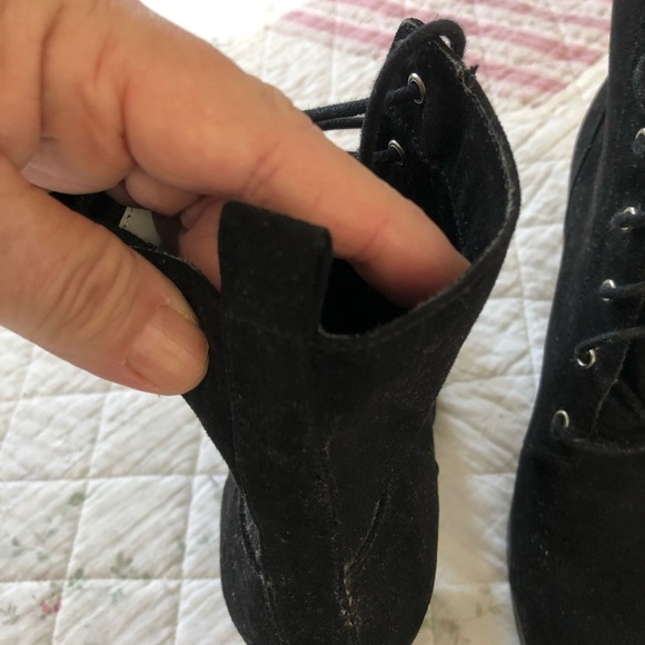 Justfab Black Lace-Up Boots with Chunky Heels, size 10- cute boots to dress up. - Picture 4 of 7